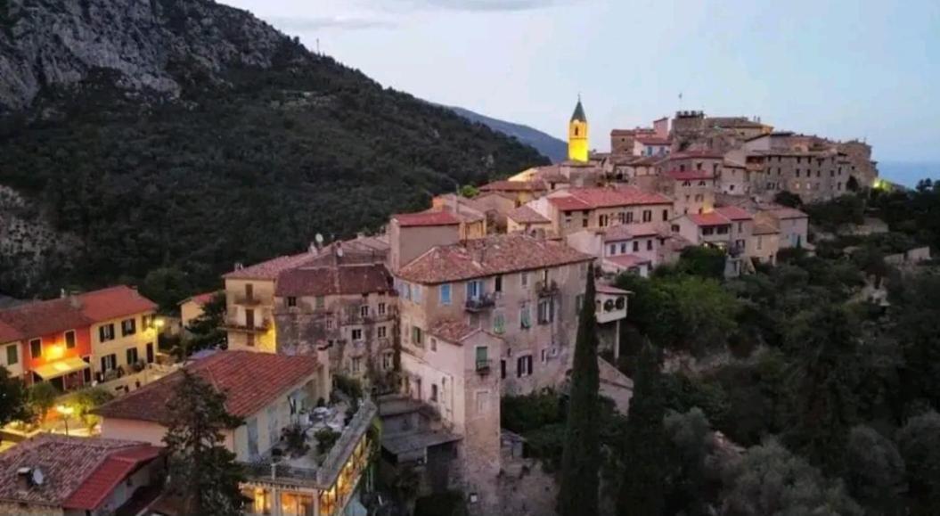 Charmant Appartement De Village Renove Gorbio ภายนอก รูปภาพ